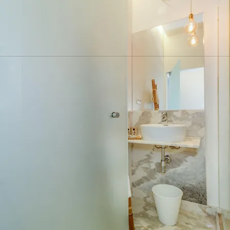 Гостевой дом Chiado 44