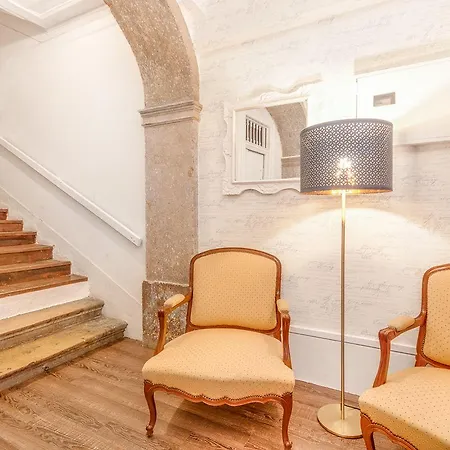 Гостевой дом Chiado 44