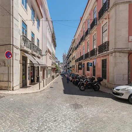 Chiado 44 4* Lizbona