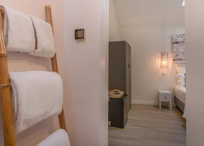 Guest house Chiado 44 4*